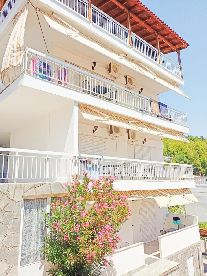 House Charistos Hotel Néosz Marmarász Kültér fotó